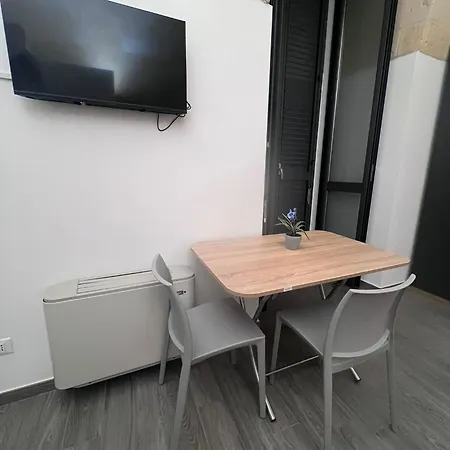 Apartment Freschezza House *